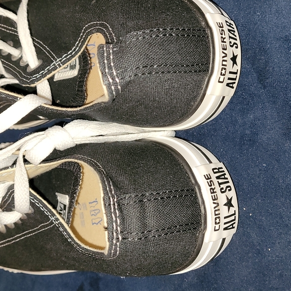 New Chuck Taylor Converse Allstars sizes 11 and 12 - Picture 2 of 7